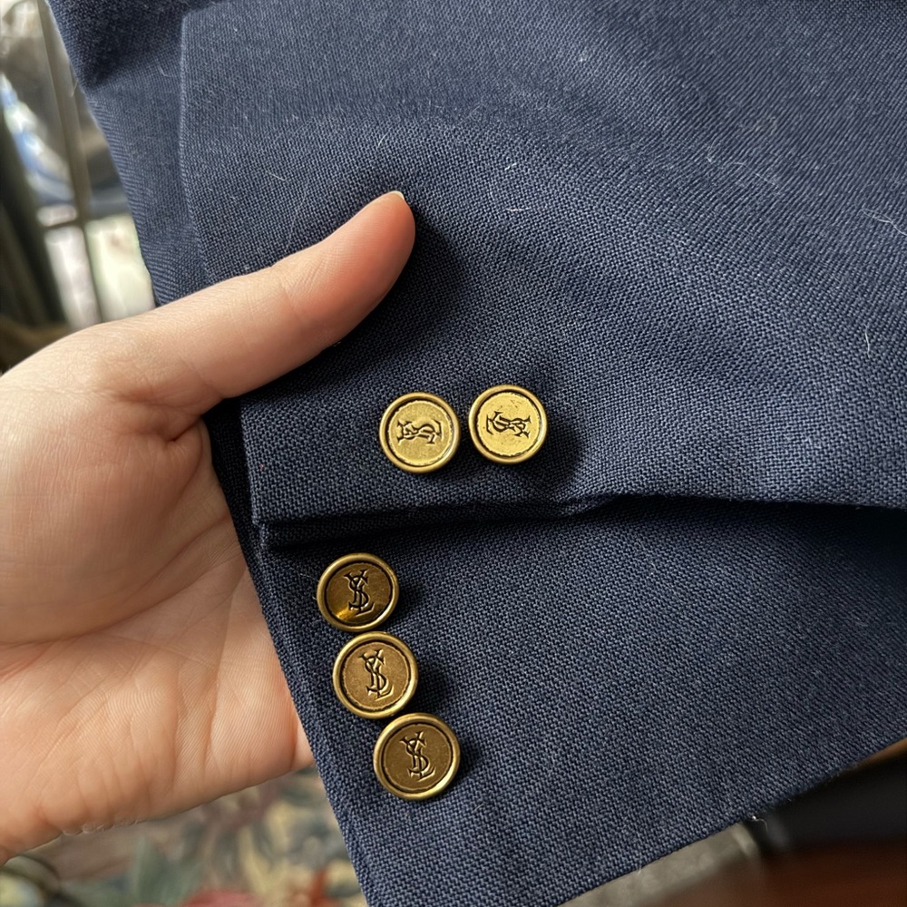 Yves Saint Laurent Men’s Navy Suit Jacket Blazer with Signature Gold Buttons - Picture 8 of 9